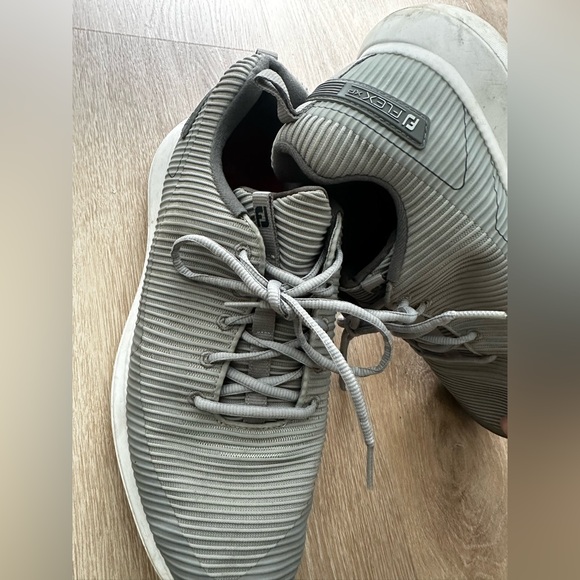 Footjoy Golf Shoes - Picture 8 of 9